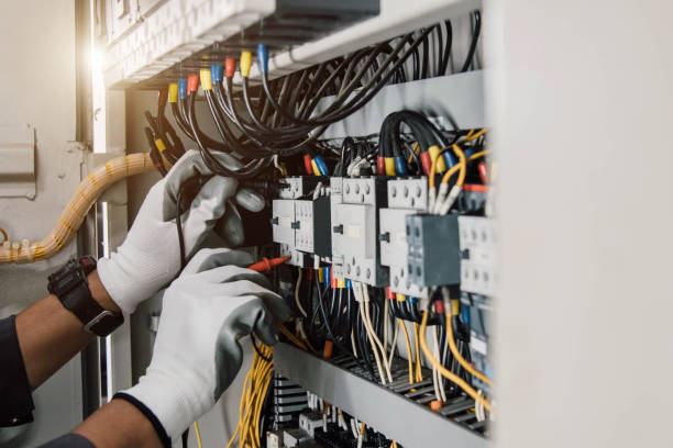 Best Licensed Electrician  in Middle Island, NY
